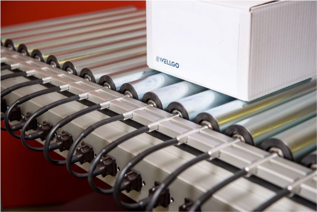 Direct drive for intralogistics with conveyor belt